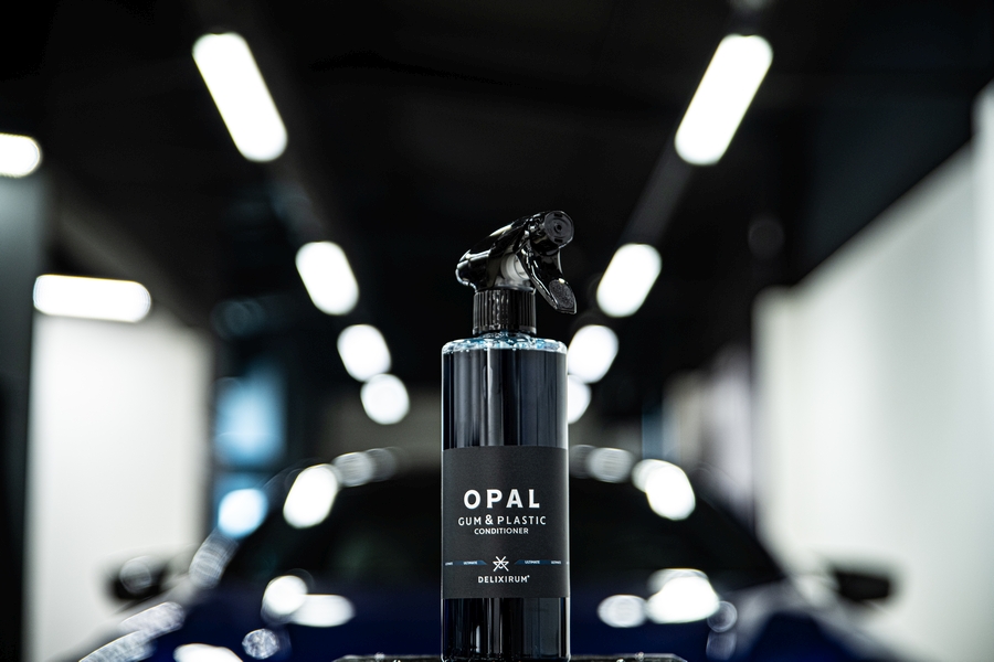 OPAL czarne strona